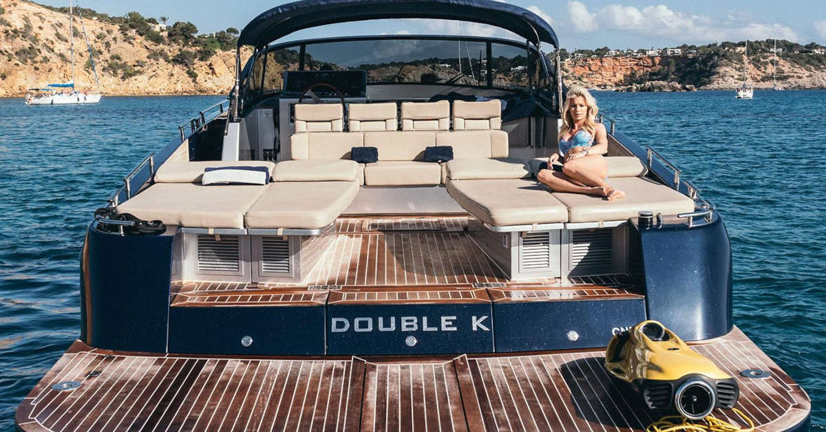 The Best Time to Rent a Boat in Ibiza