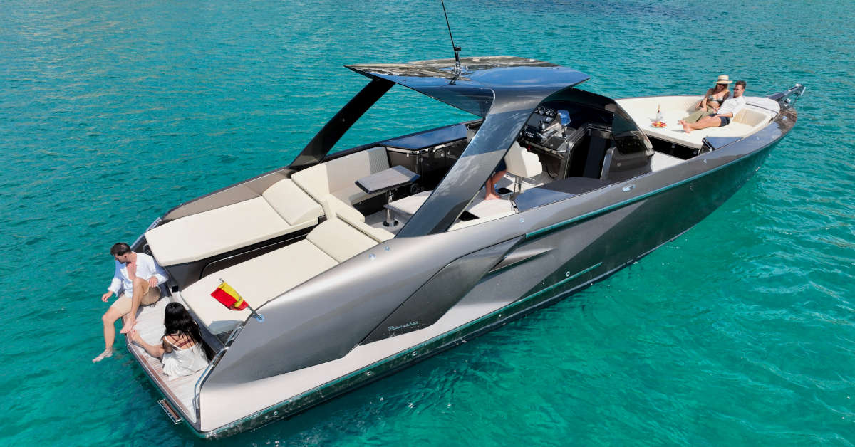 The Experience of Renting a Yacht in Ibiza: Everything You Need to Know