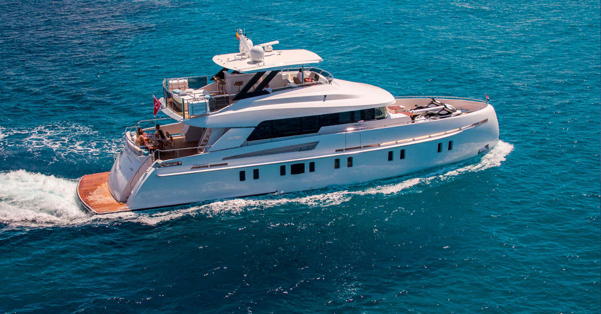 The Benefits of Renting a Super Yacht in Ibiza