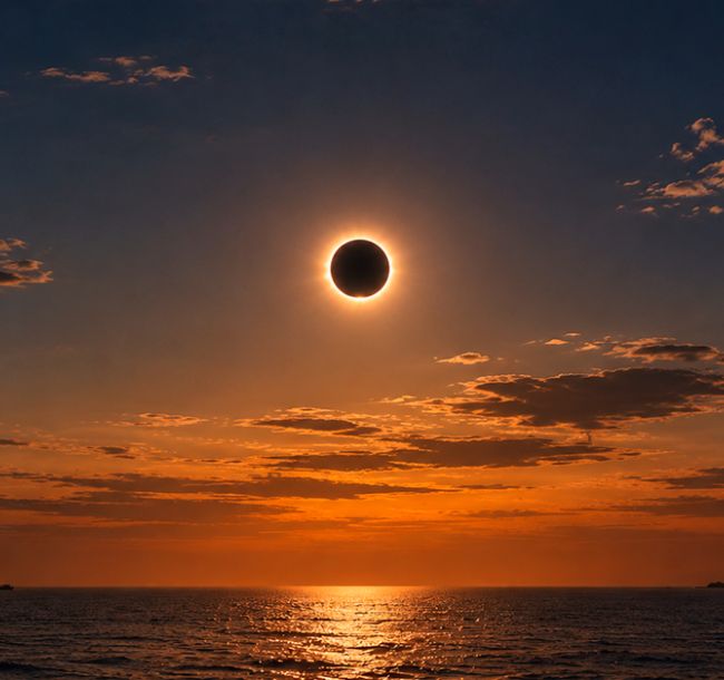 Total solar eclipse in Ibiza: the experience you can only live once... and better from the sea