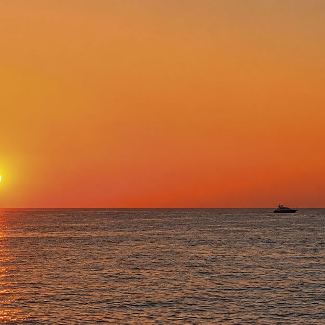 Sunsets in Ibiza: the best places to watch the sun go down from the sea